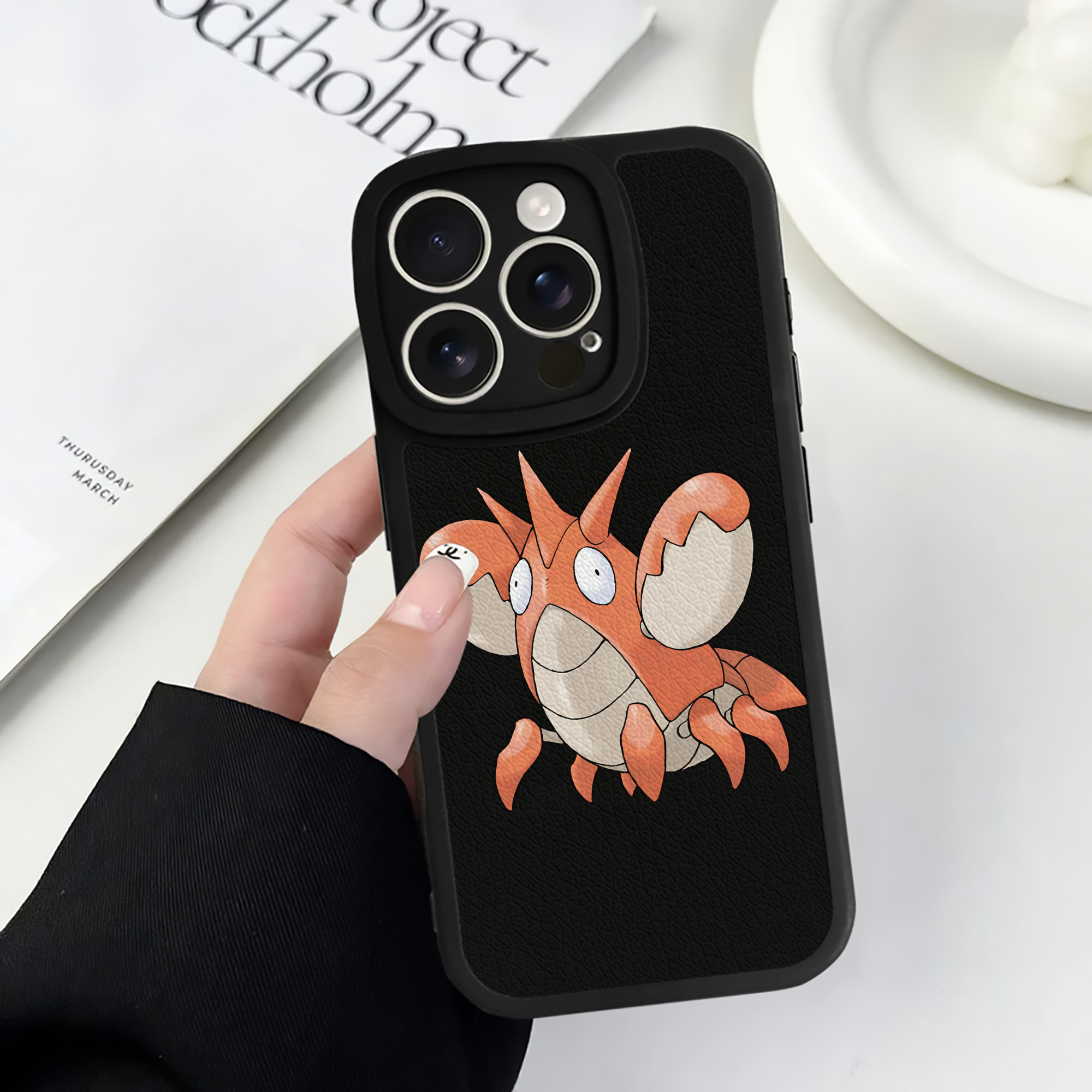 （画像用） ポケットモンスター Pokémon 【iPhone 16シリーズ対応】シリコンスマホケース（レザー調） 材質：シリコン